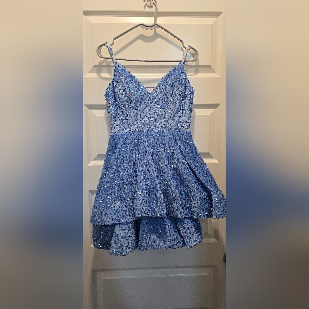 Blue and White Fit and Flare Prom Dress with Puff Sleeves